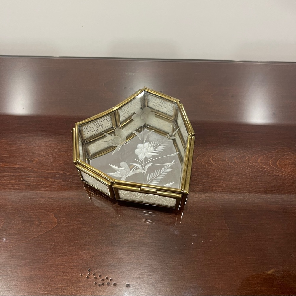 Heart-Shaped Glass Trinket Box with Gold Trim